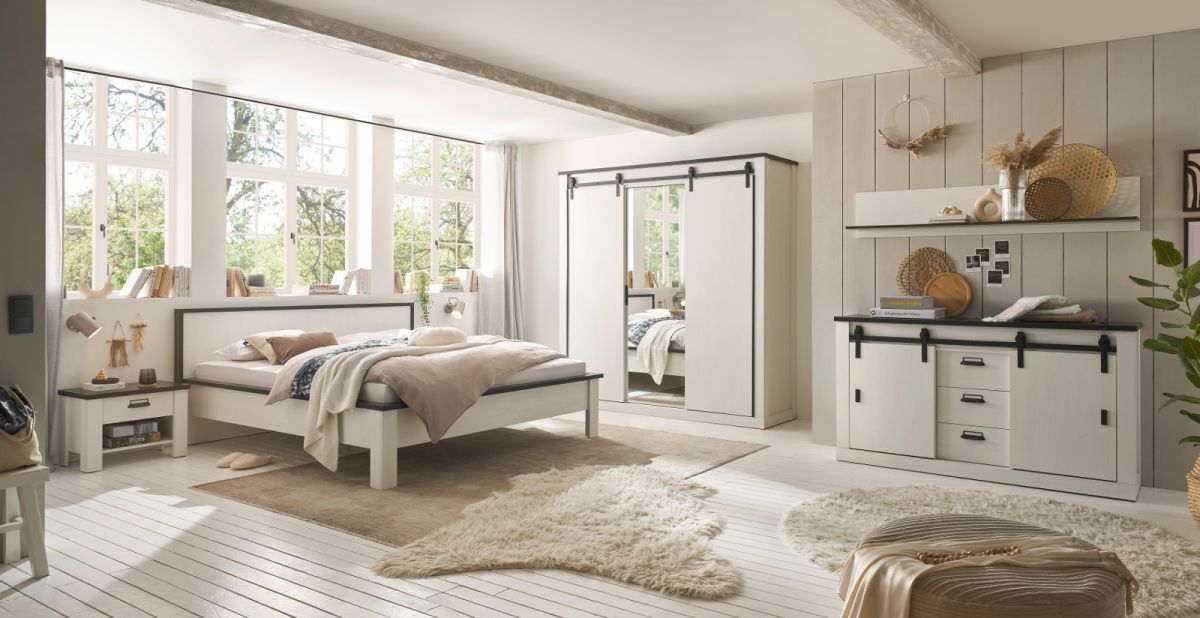 Schlafzimmer Set 6-teilig Stove in weiss Pinie Landhaus mit Bett- Kleiderschrank- Wandboard- Sideboard und 2 x Nachttisch