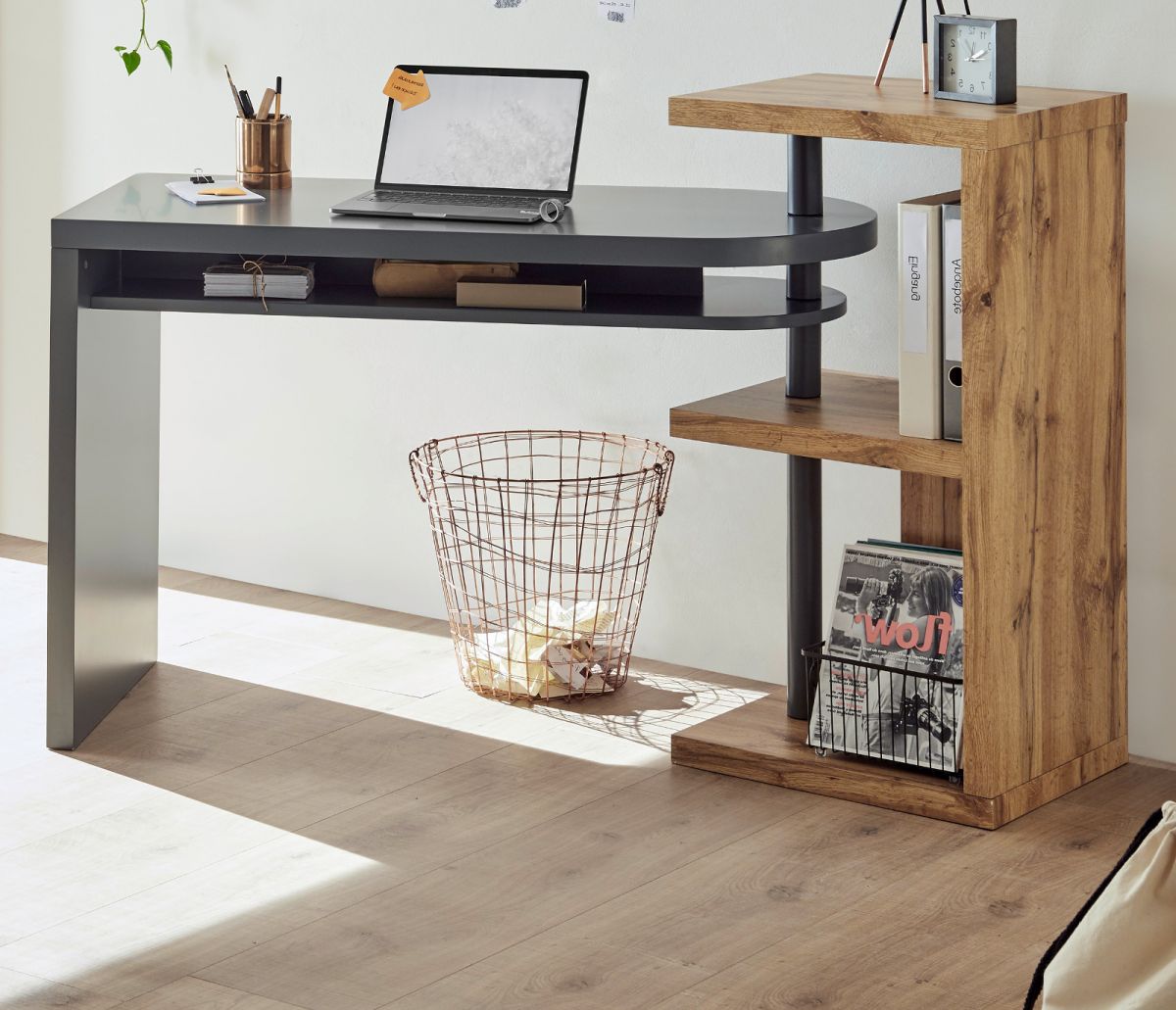 Schreibtisch Moura in grau matt lackiert und Eiche Laptoptisch schwenkbar für Homeoffice und Büro 145 x 50 cm