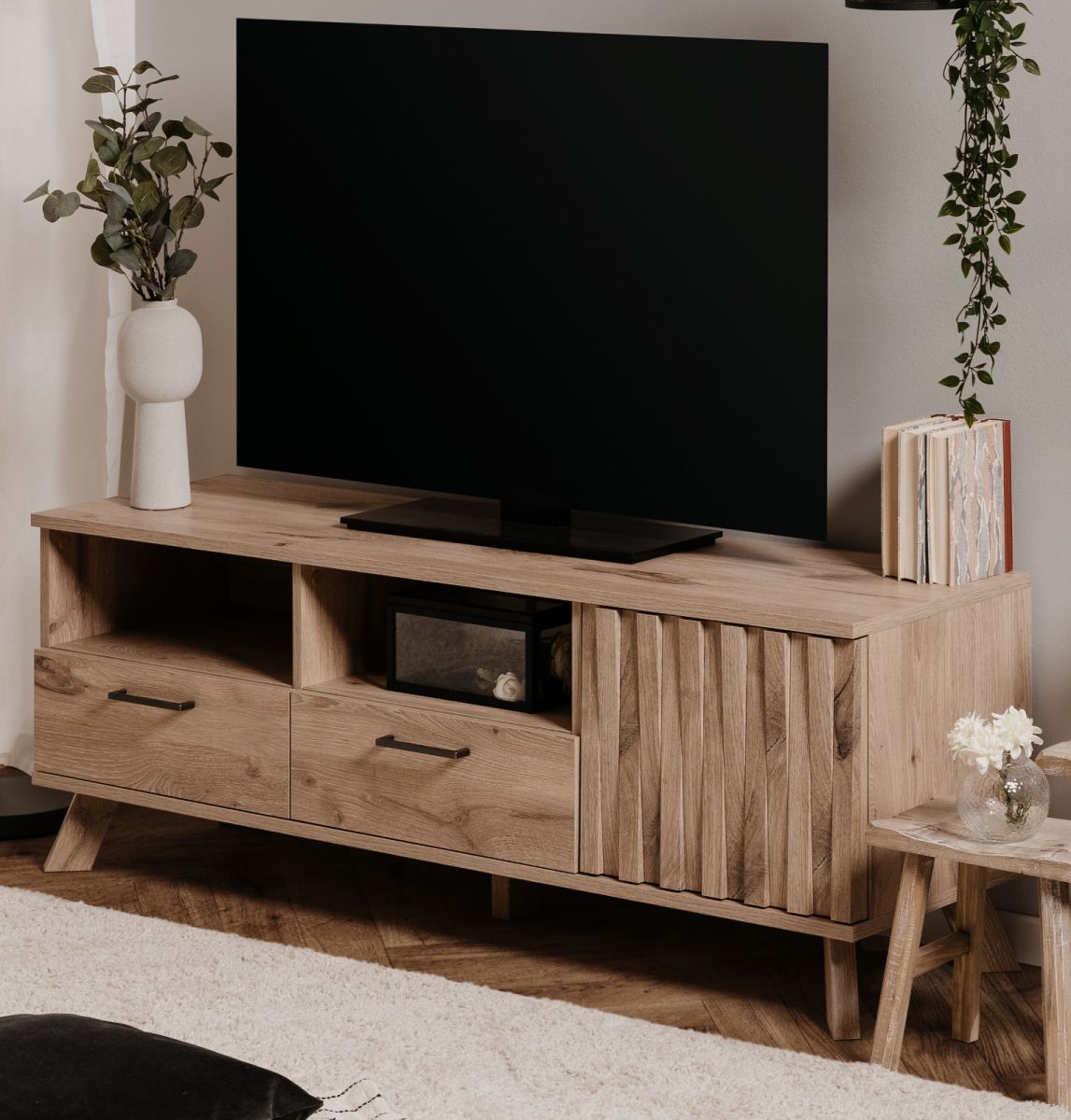 TV-Lowboard Wellington in Schweden Eiche mit 3D-Reliefoptik TV Unterteil 140 x 50 cm